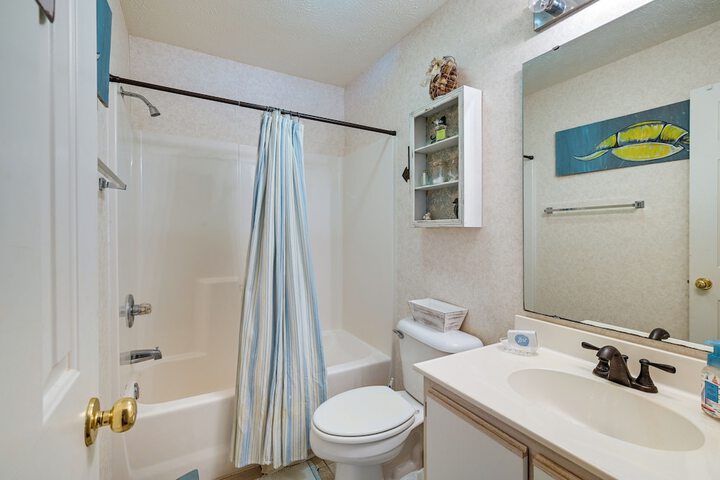 Pawleys Island Vacation Rental on Golf Course!