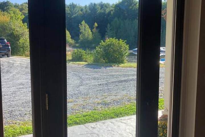 Modern Farm Home 2hr NYC BOS Peaceful Wifi