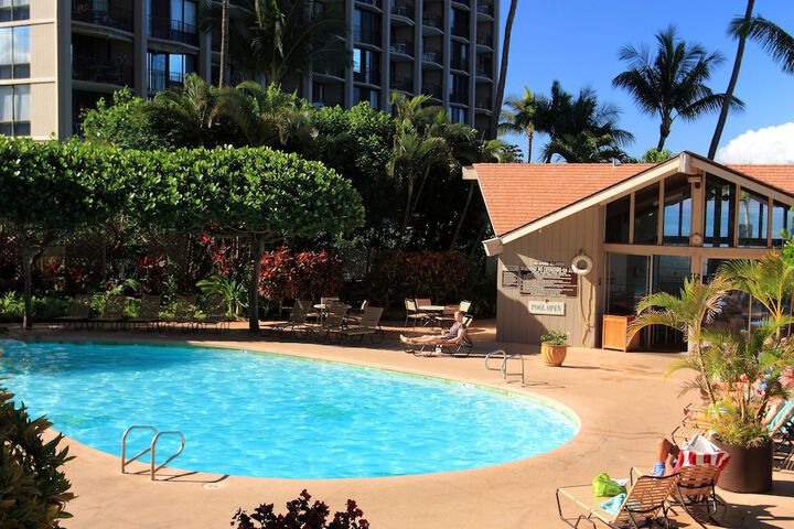 Pool 4 of 16