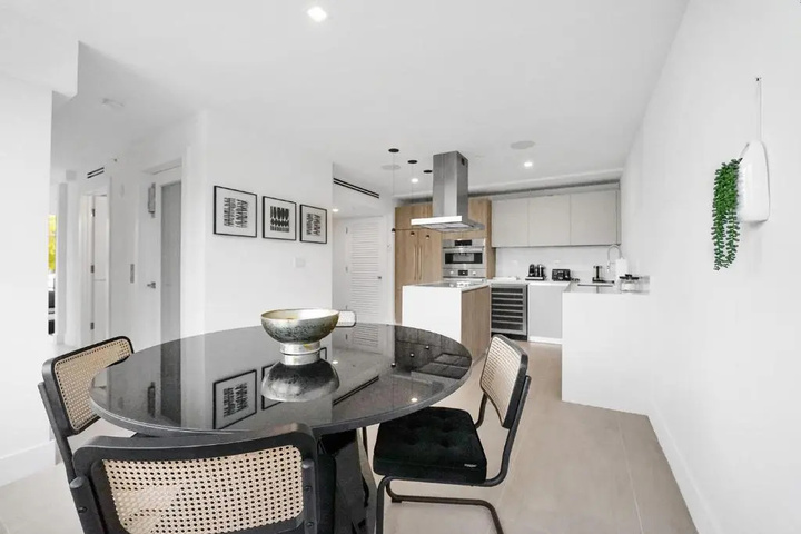 Up East Townhomes by Nomada Residences