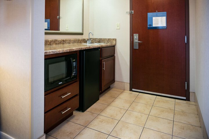 Hampton Inn & Suites Toledo-Perrysburg
