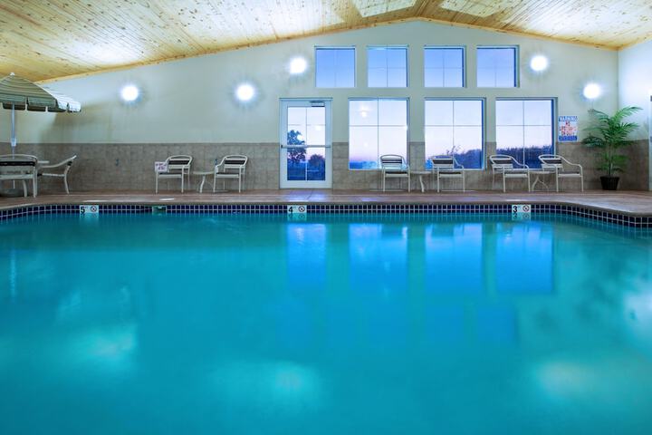 Pool 5 of 54