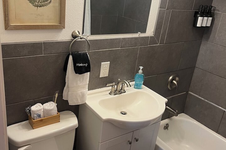 Room 54 of 68