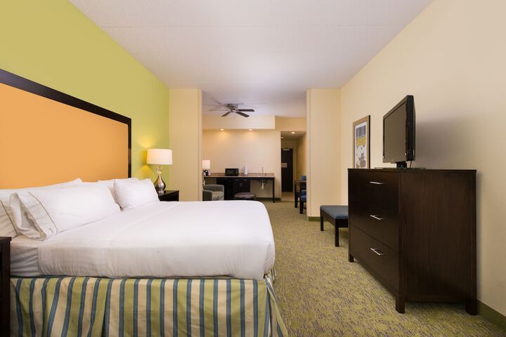 Holiday Inn Express Hotel and Suites Scranton by IHG