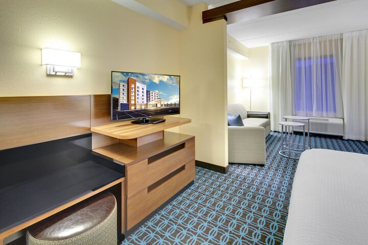 Room 30 of 40