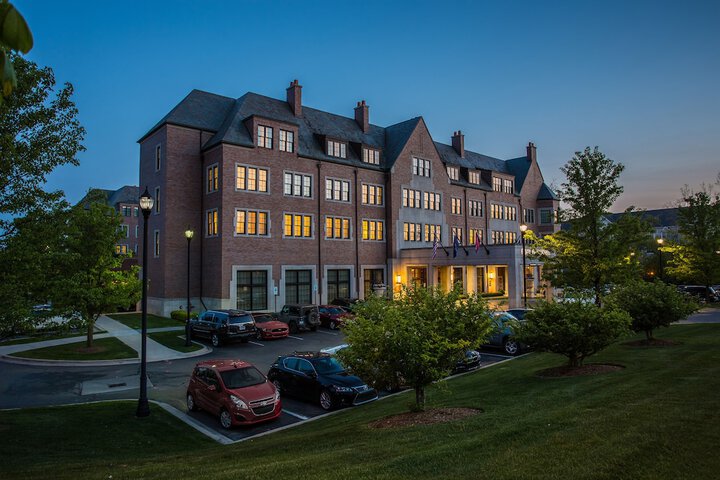 Hotel 8 of 118