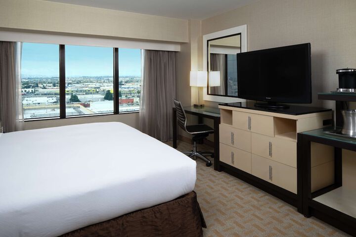 Room 42 of 79