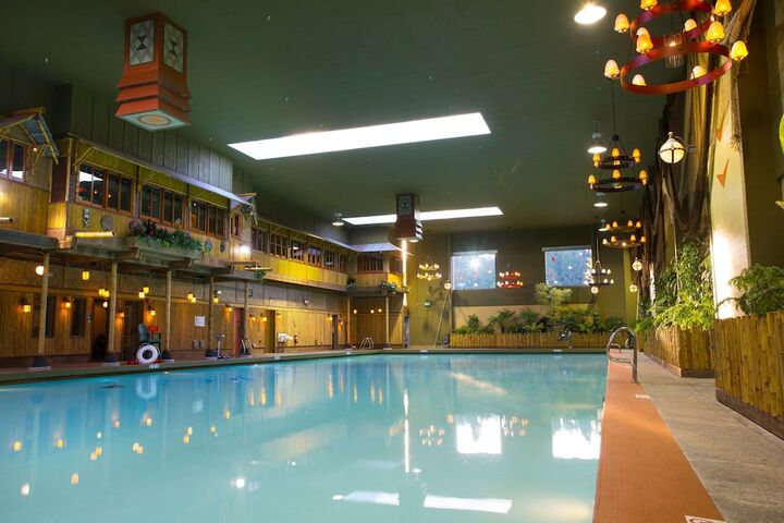 Pool 5 of 53