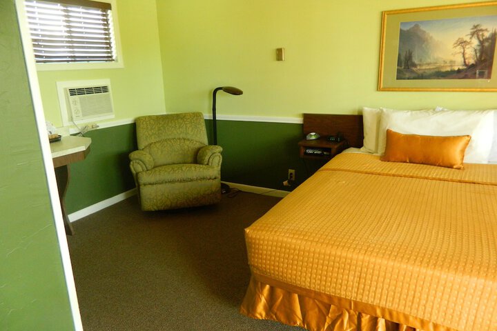 Room 67 of 89