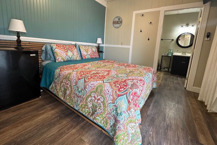 Room 20 of 38