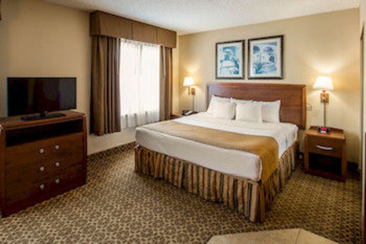 MainStay Suites