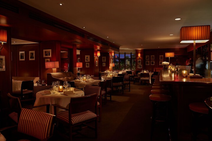 Dining 41 of 45