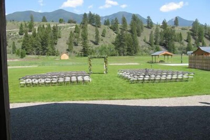 RiverStone Family Lodge