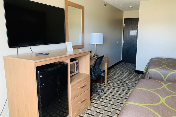 Room 50 of 60