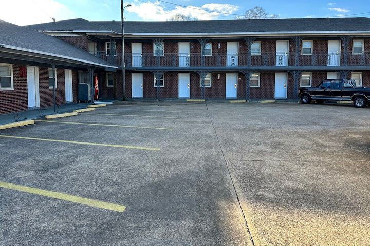 Regency Inn