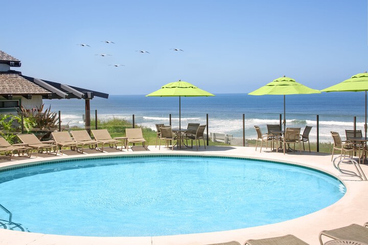 WCH at Wave Crest Resort