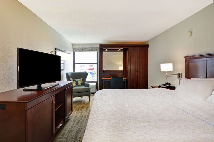 Room 20 of 42