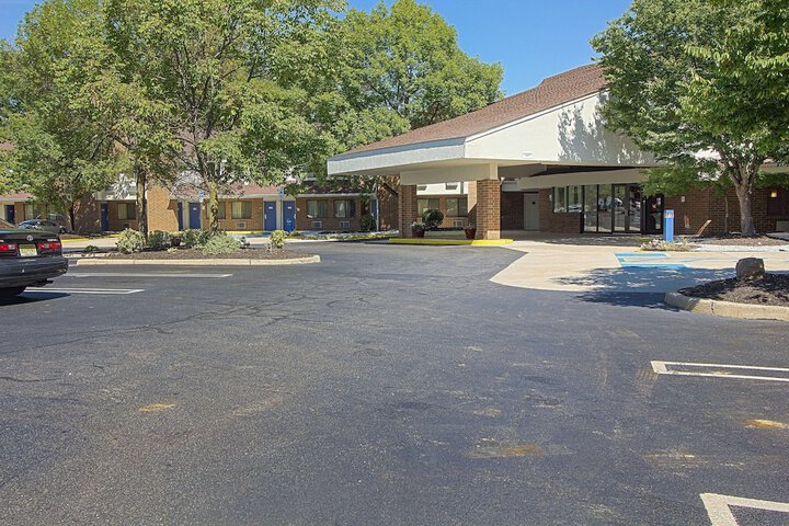 Motel 6 East Brunswick NJ