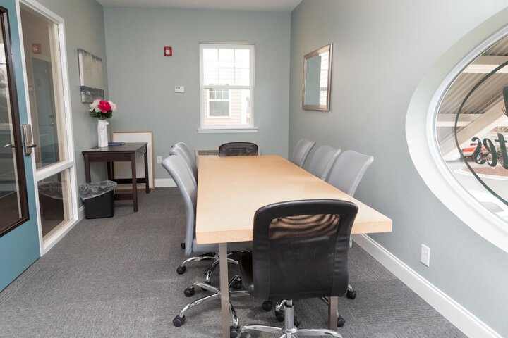 The Acorn Suites