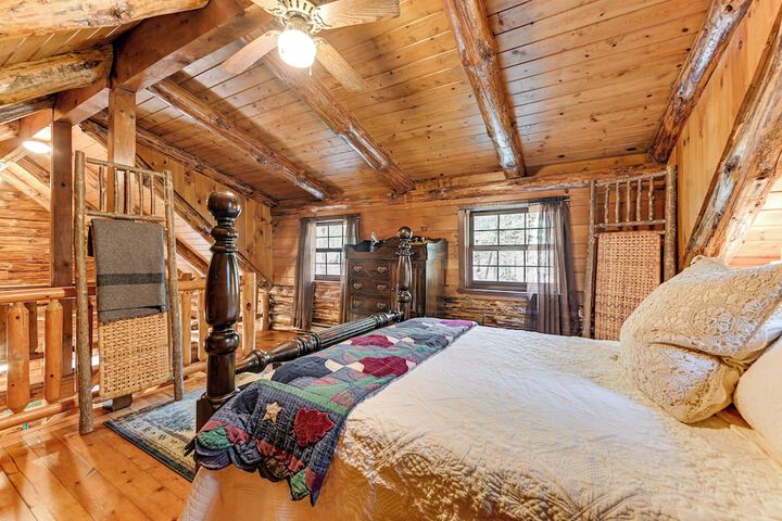 Lake & Beach Access at Lake Luzerne Cabin!