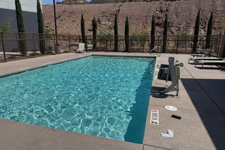 Holiday Inn Express & Suites Henderson South - Boulder City by IHG