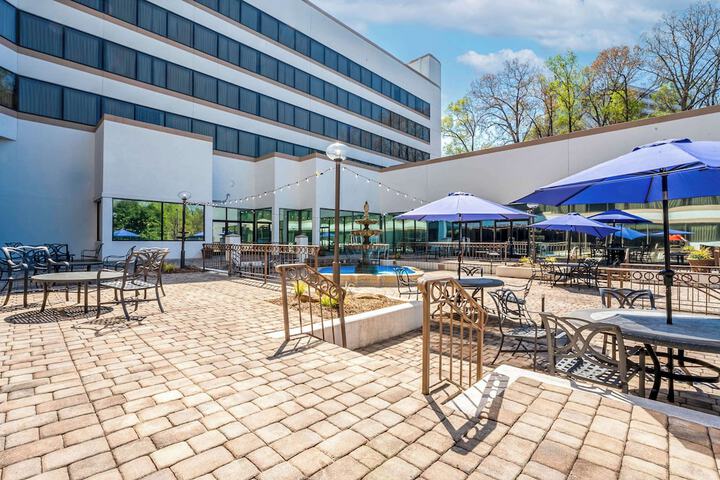 Terrace/Patio 42 of 43