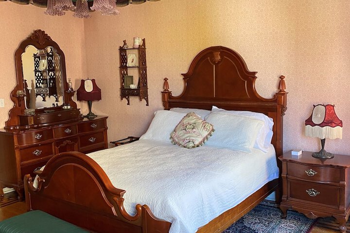 Sturgis House