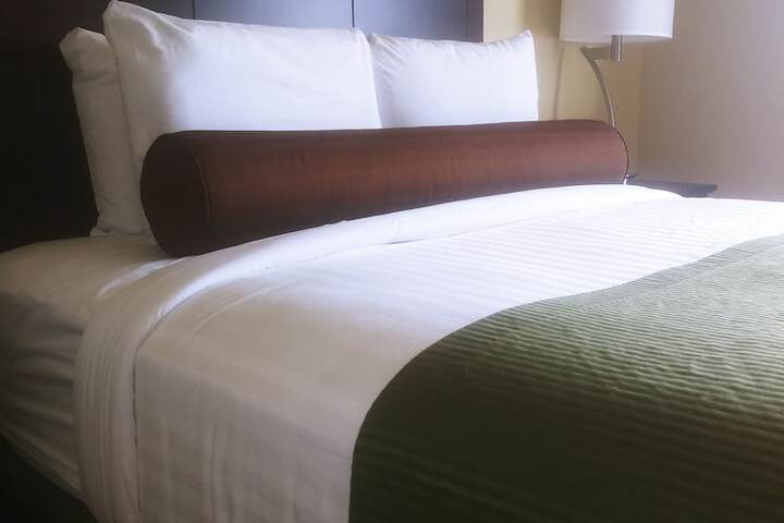 Room 16 of 37