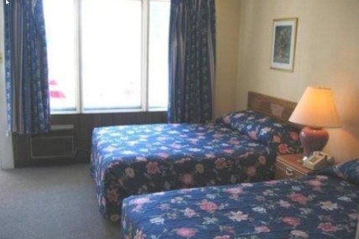 Room 22 of 28