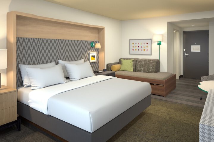 Room 15 of 53