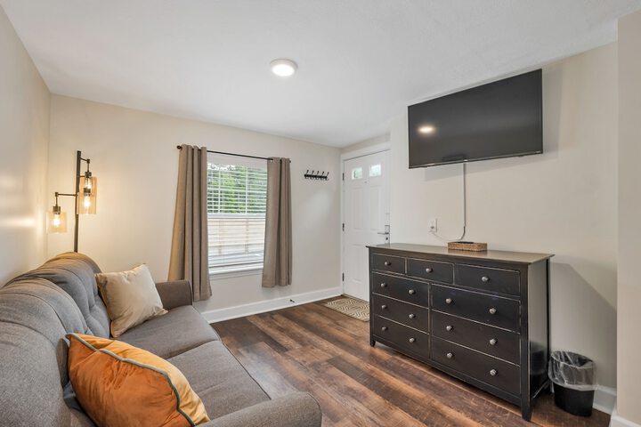 Room 145 of 185