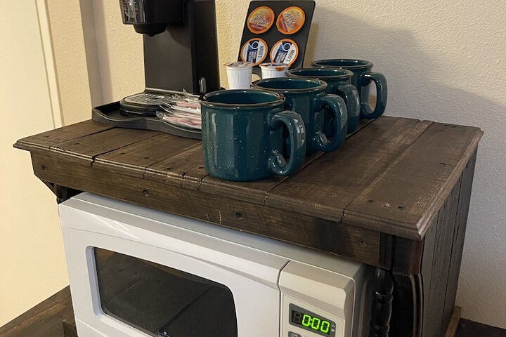 Breakfast/Coffee Service 107 of 118