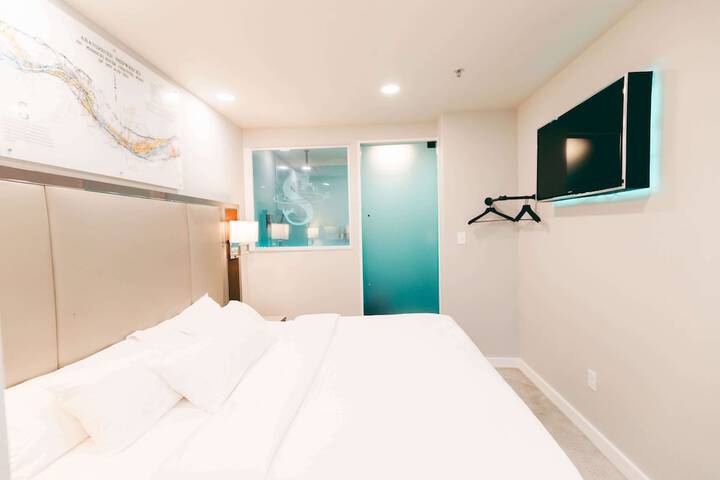 Room 64 of 140