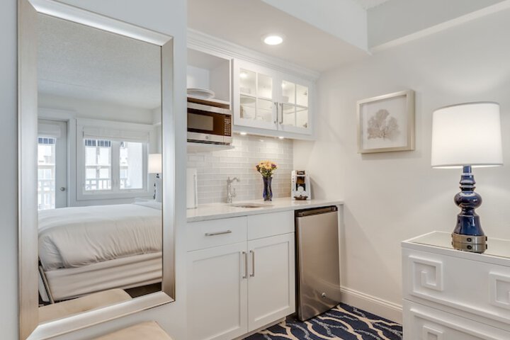 ICONA Cape May
