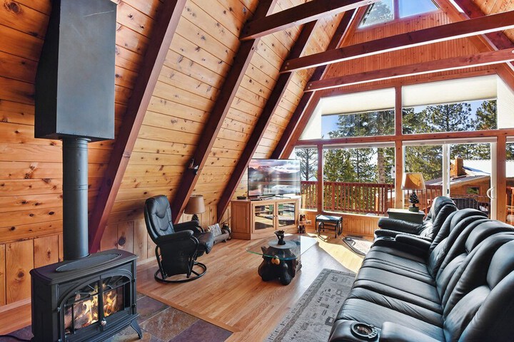 Beautiful Mountain Getaway