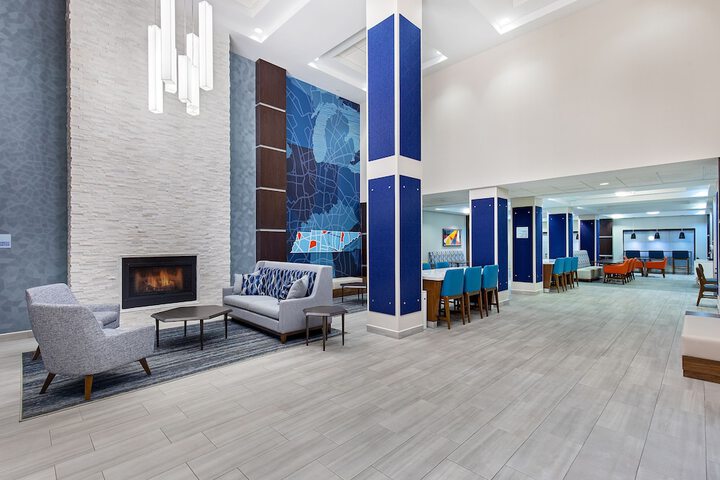 Holiday Inn Express Cleveland Northwest by IHG