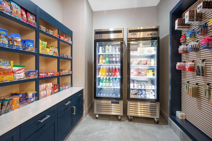 La Quinta Inn & Suites by Wyndham Manassas Va-Dulles Airport