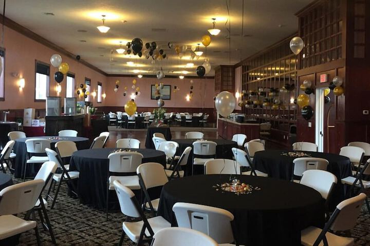 Mackinaw Beach & Bay Inn & Suites