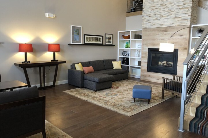 Country Inn & Suites by Radisson Rapid City, SD