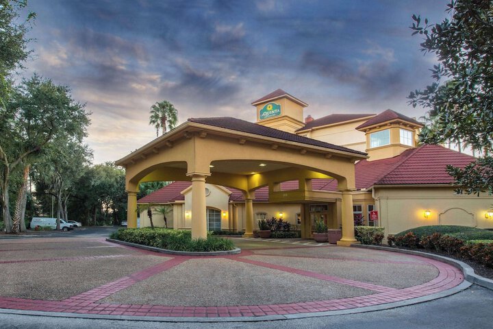 Hotel 5 of 32