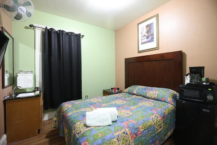 Room 39 of 53