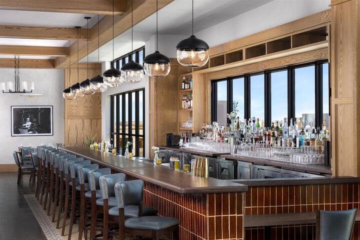 Hotel Avail Rogers Tapestry Collection by Hilton