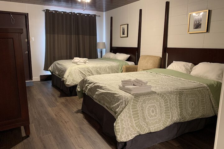 Room 12 of 12