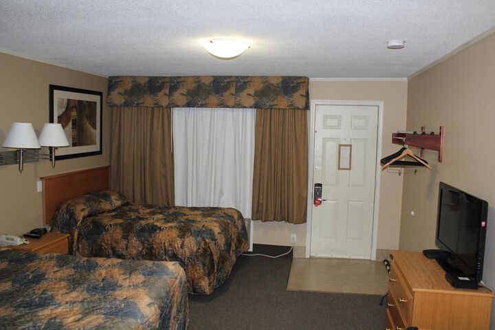 Room 28 of 37