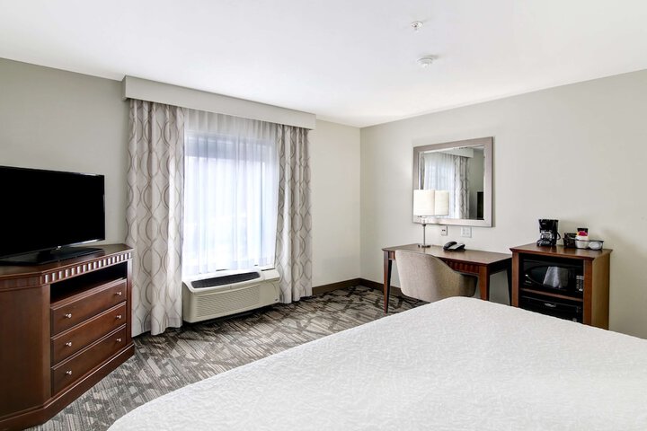 Room 36 of 62