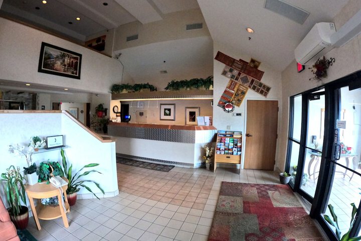 Business Center 15 of 15