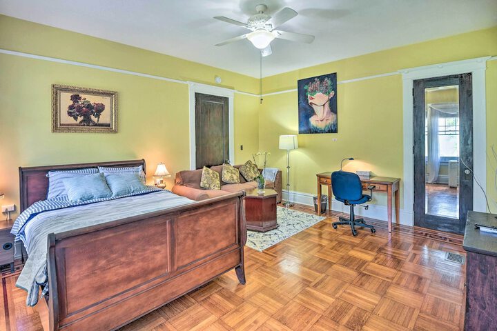 Historic Crescent City Studio - Lakefront w / Dock!