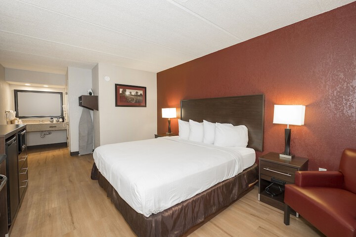 Room 18 of 27