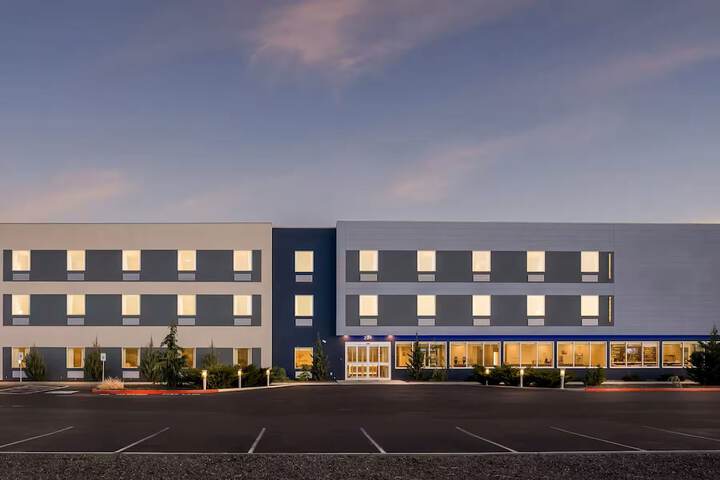 Holiday Inn Express & Suites George Quincy South by IHG