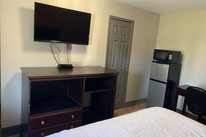 Stadium View Inn
